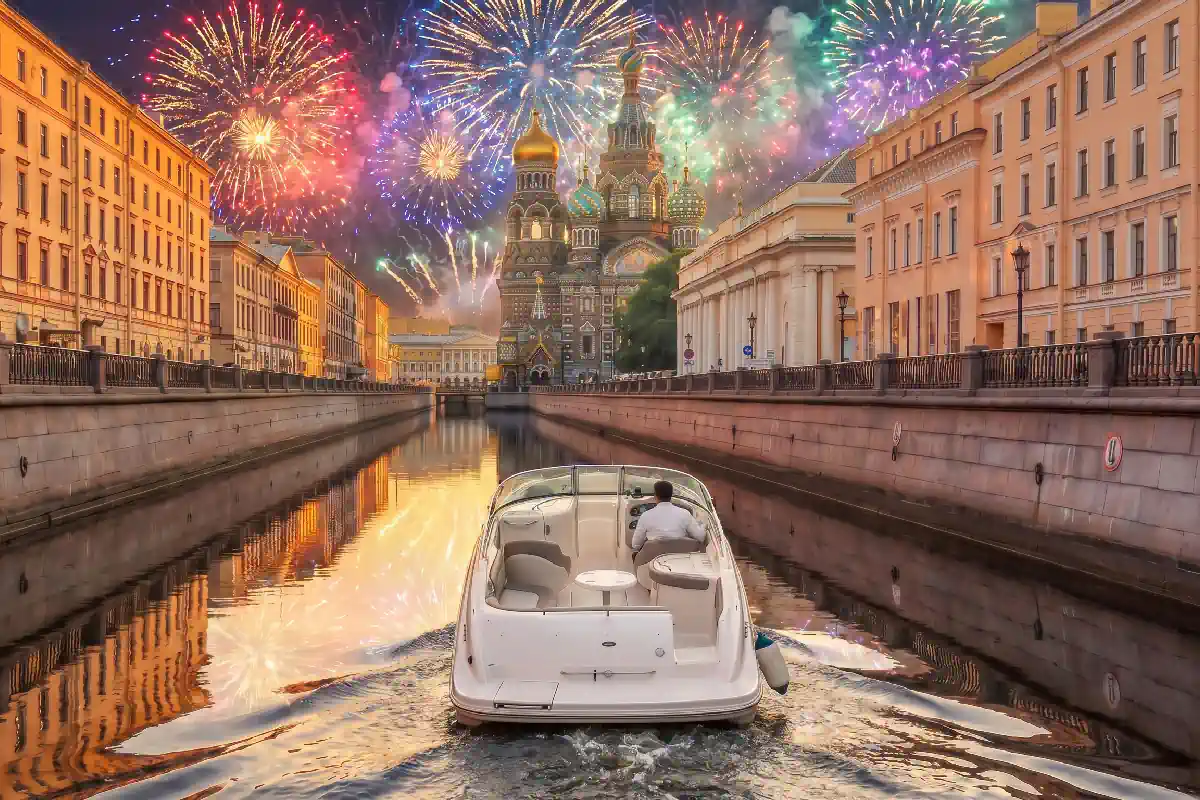 Салют в честь дня ВМФ